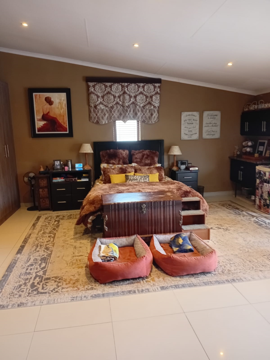 3 Bedroom Property for Sale in Kenmare Gauteng