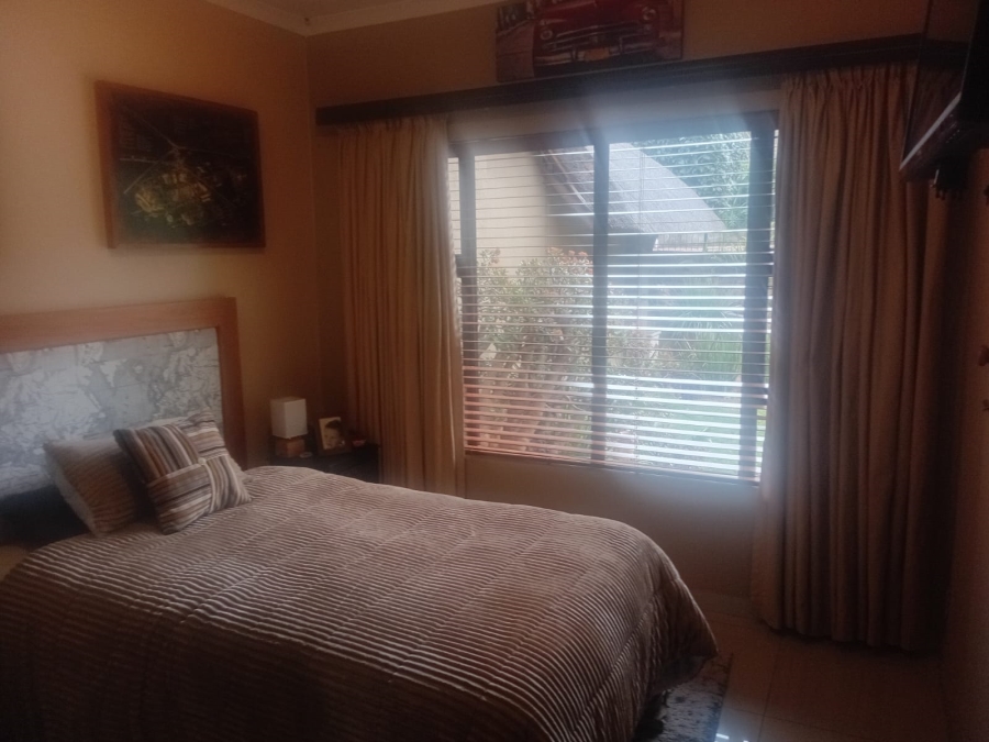 3 Bedroom Property for Sale in Kenmare Gauteng