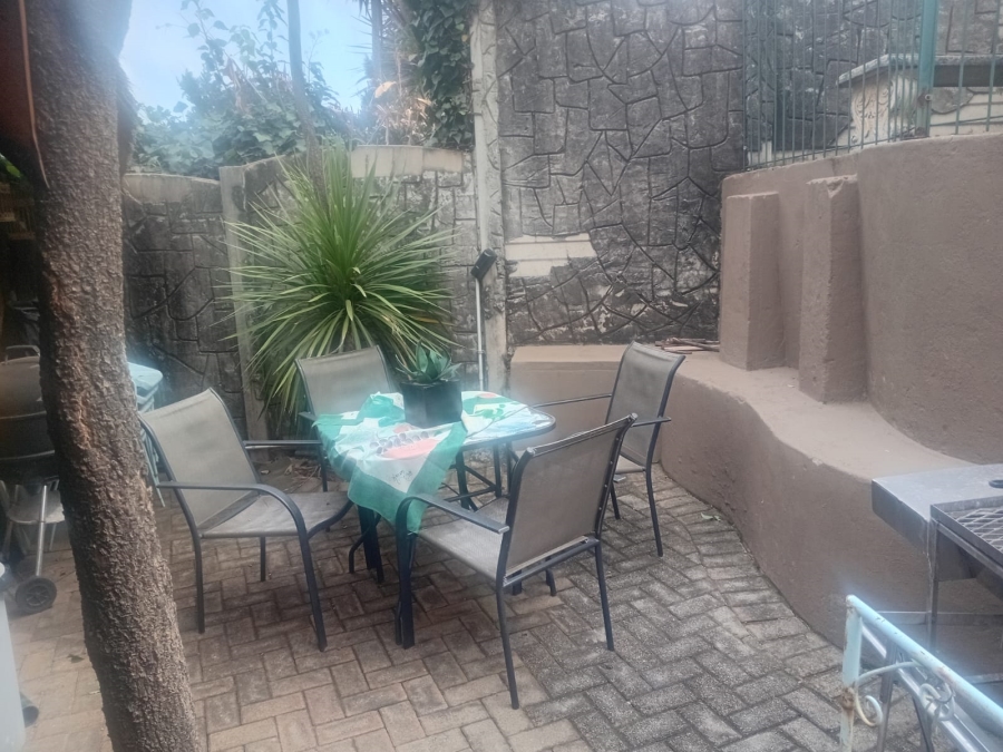 3 Bedroom Property for Sale in Kenmare Gauteng