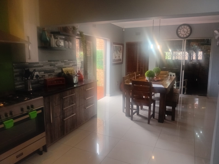3 Bedroom Property for Sale in Kenmare Gauteng