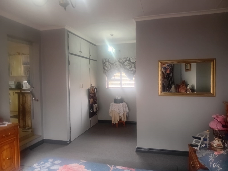 3 Bedroom Property for Sale in Kenmare Gauteng