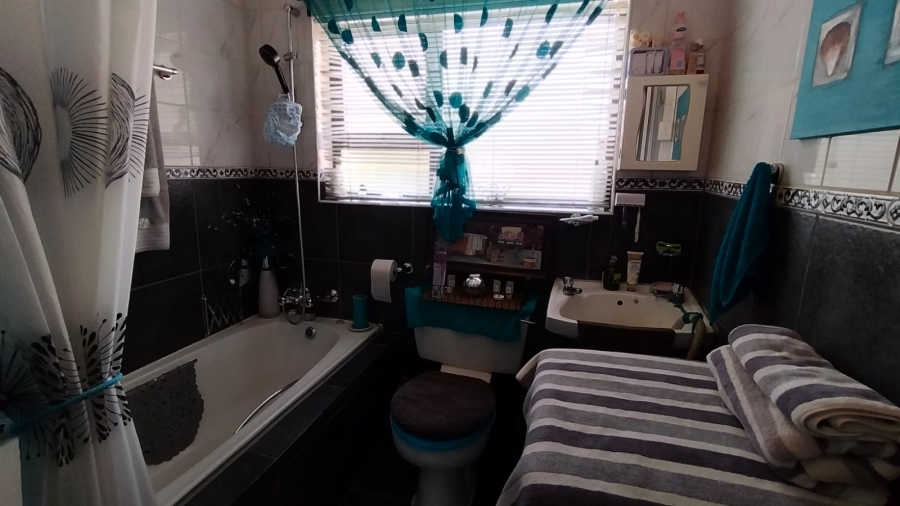 4 Bedroom Property for Sale in Kenmare Gauteng