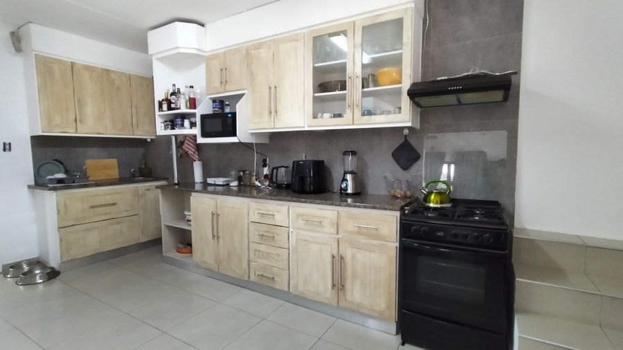 4 Bedroom Property for Sale in Kenmare Gauteng