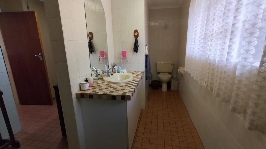 4 Bedroom Property for Sale in Noordheuwel Gauteng