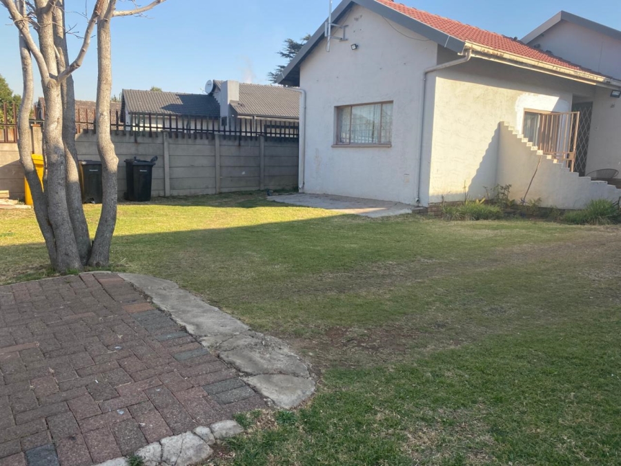 5 Bedroom Property for Sale in Cresslawn Gauteng