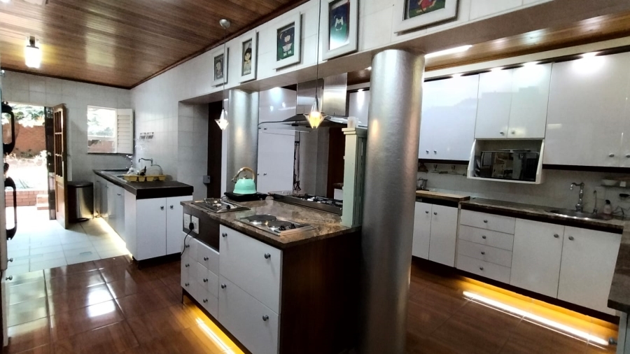 2 Bedroom Property for Sale in Noordheuwel Gauteng