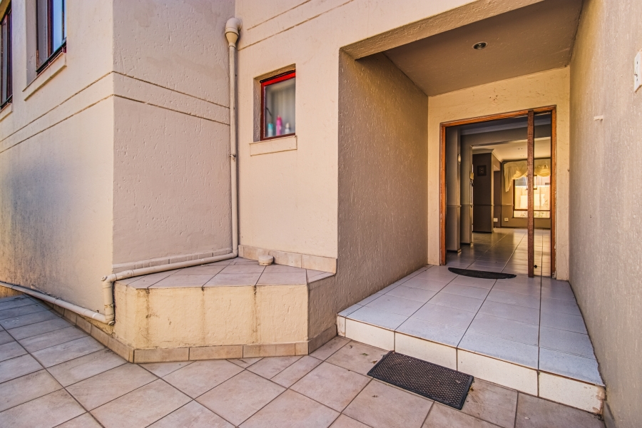 3 Bedroom Property for Sale in Bruma Gauteng