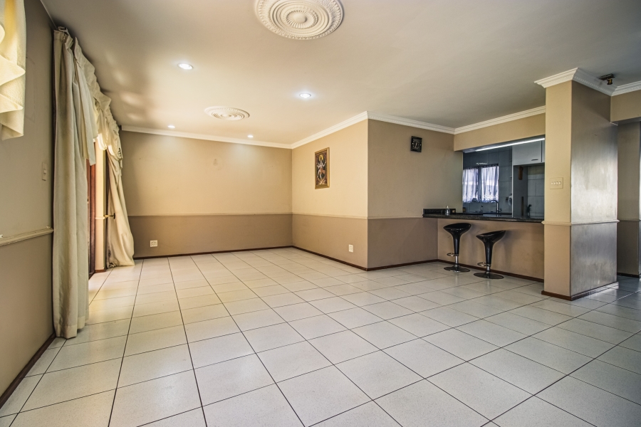3 Bedroom Property for Sale in Bruma Gauteng