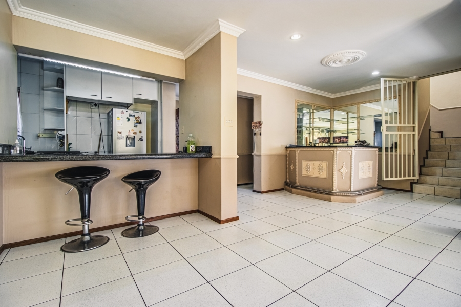 3 Bedroom Property for Sale in Bruma Gauteng