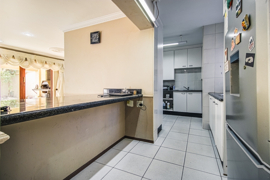 3 Bedroom Property for Sale in Bruma Gauteng