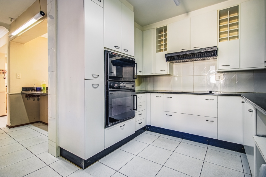 3 Bedroom Property for Sale in Bruma Gauteng