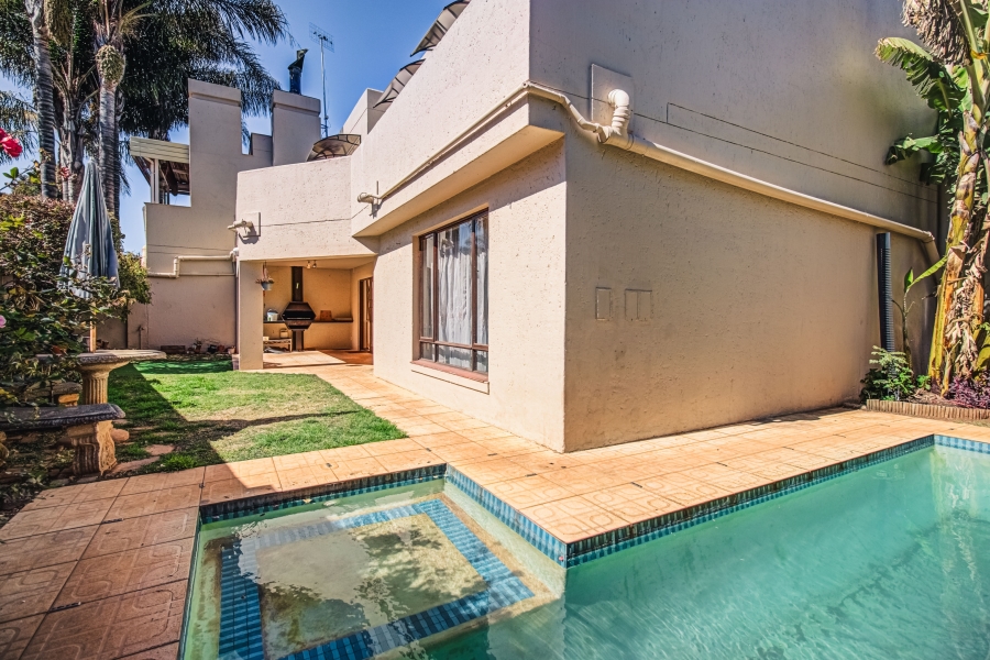 3 Bedroom Property for Sale in Bruma Gauteng