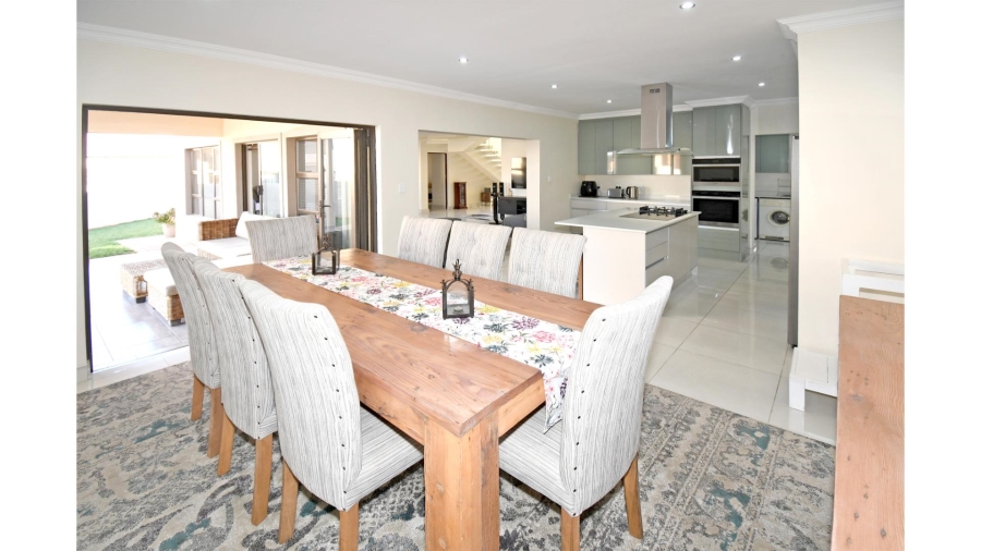 5 Bedroom Property for Sale in Blue Valley Golf Estate Gauteng