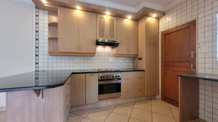 6 Bedroom Property for Sale in Noordheuwel Gauteng