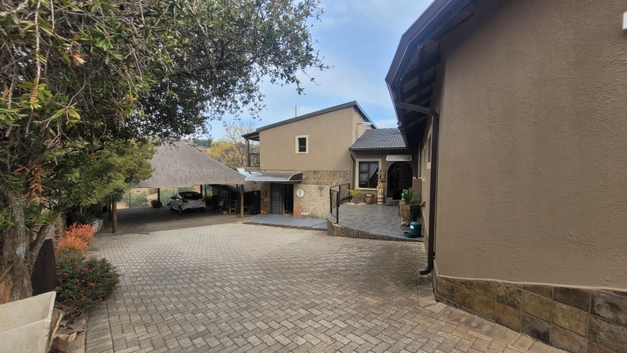 4 Bedroom Property for Sale in Kenmare Gauteng