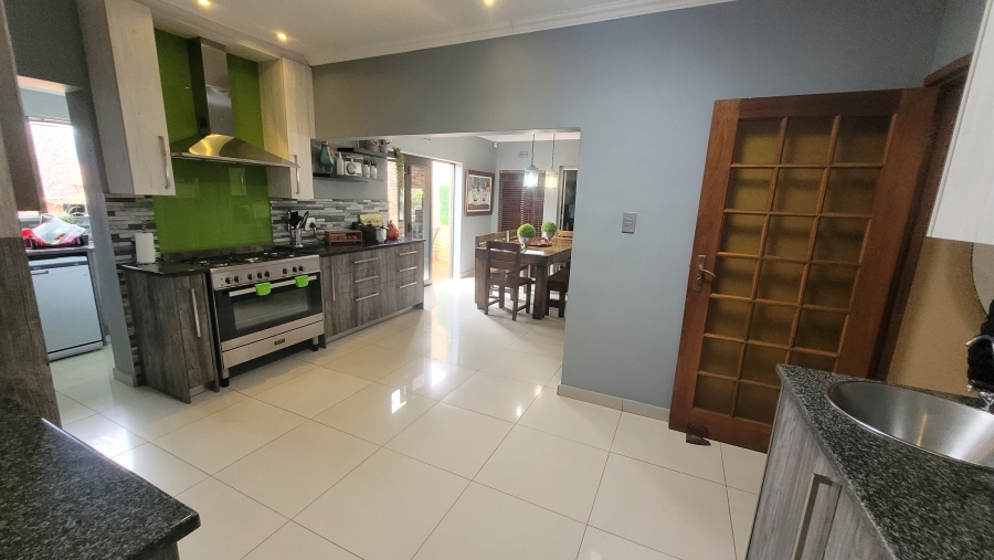 4 Bedroom Property for Sale in Kenmare Gauteng