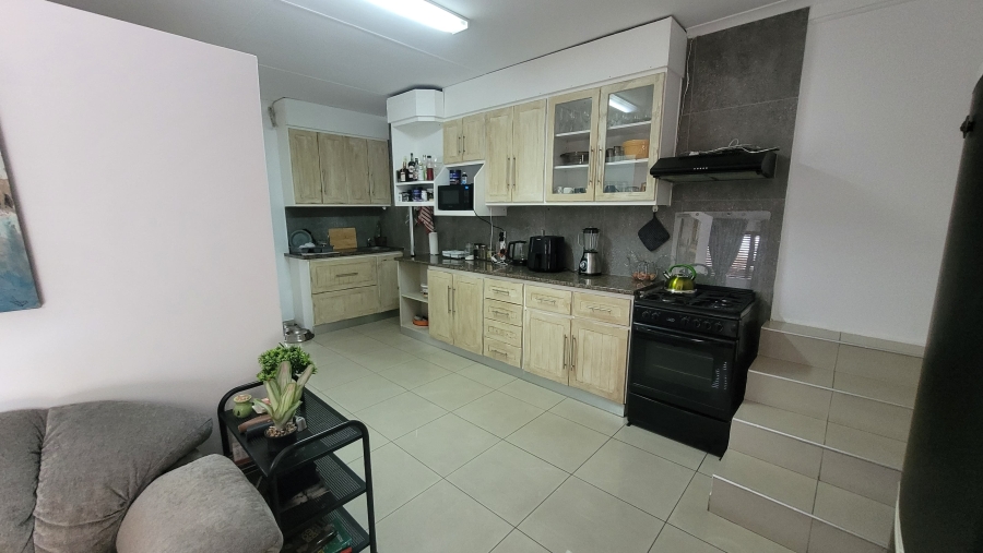 4 Bedroom Property for Sale in Kenmare Gauteng