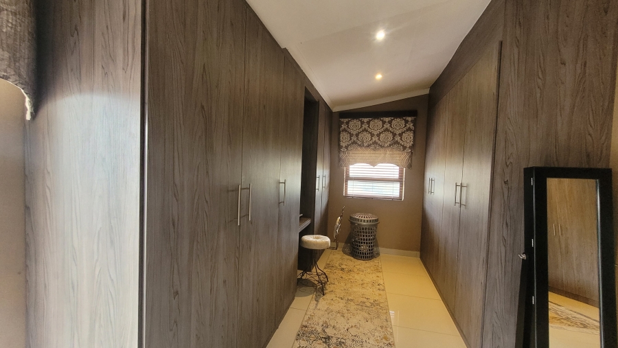 4 Bedroom Property for Sale in Kenmare Gauteng