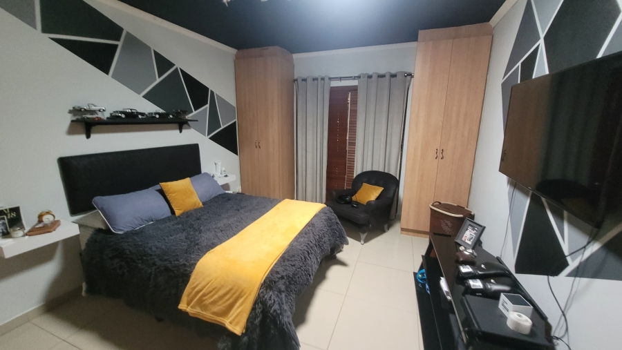 4 Bedroom Property for Sale in Kenmare Gauteng