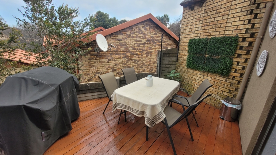 4 Bedroom Property for Sale in Kenmare Gauteng