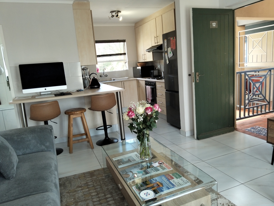To Let 2 Bedroom Property for Rent in Bryanston Gauteng