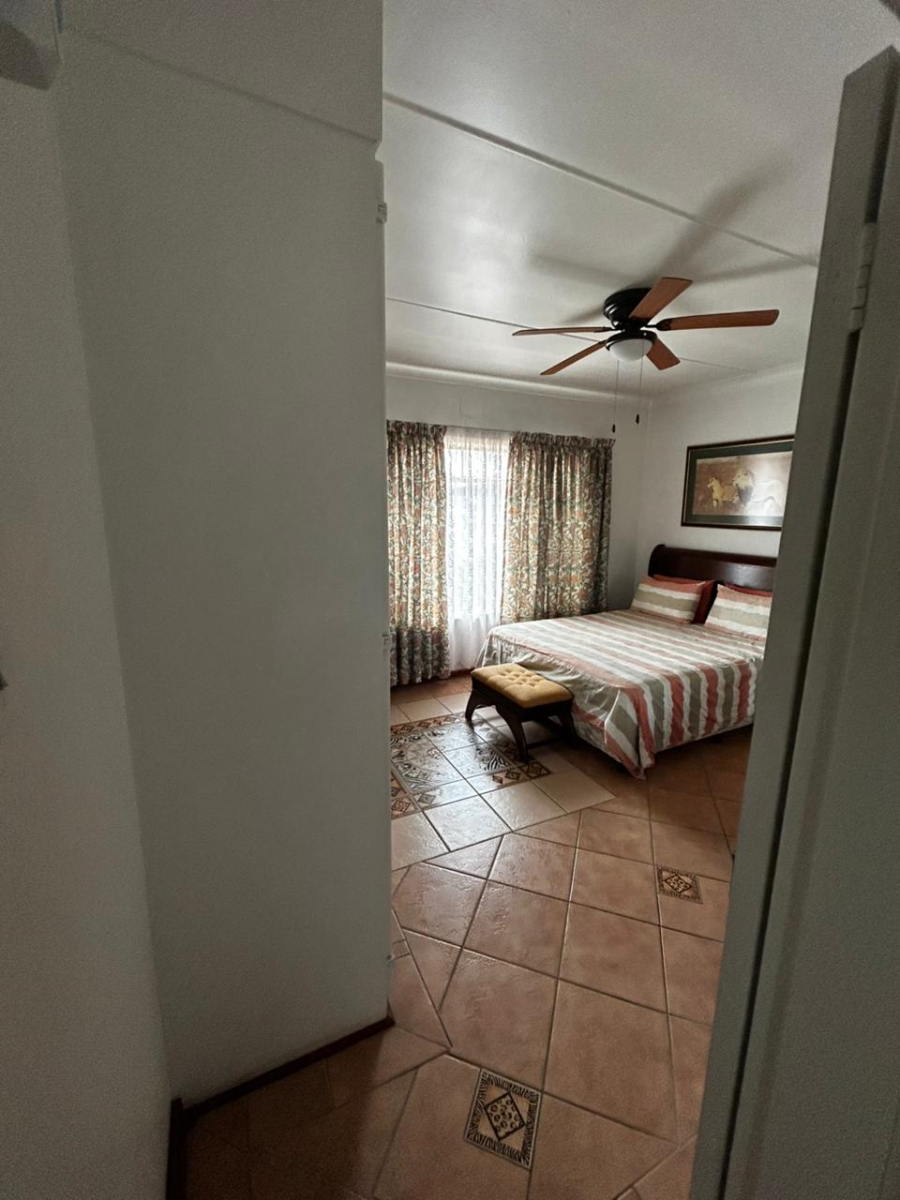4 Bedroom Property for Sale in Verwoerdpark Gauteng
