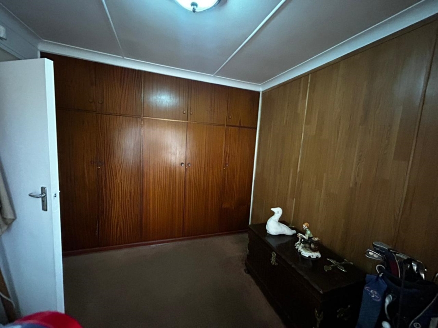 4 Bedroom Property for Sale in Verwoerdpark Gauteng