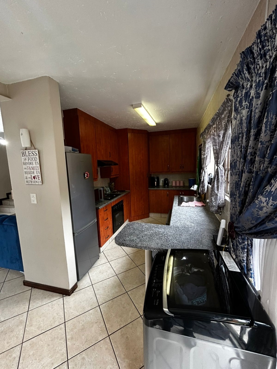 3 Bedroom Property for Sale in Florentia Gauteng