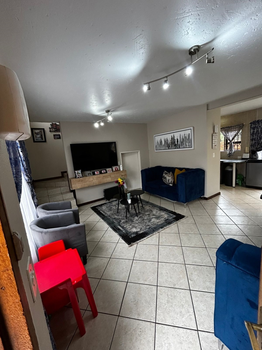 3 Bedroom Property for Sale in Florentia Gauteng