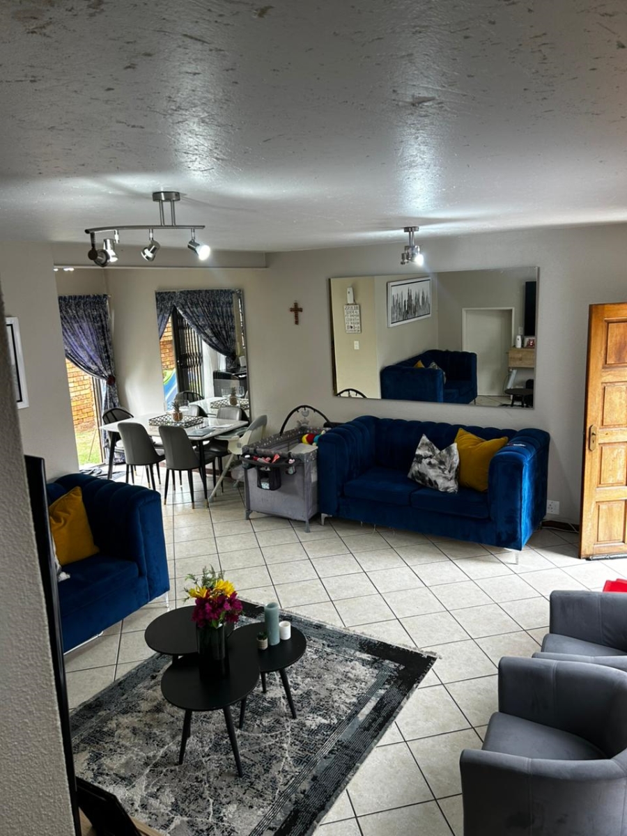 3 Bedroom Property for Sale in Florentia Gauteng
