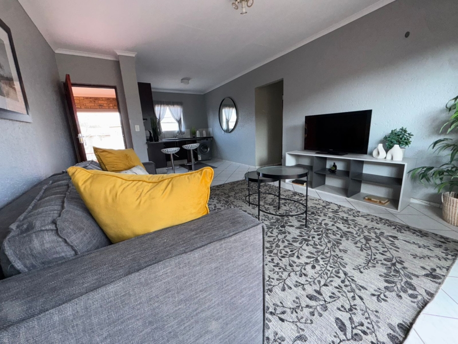 2 Bedroom Property for Sale in Groblerpark Gauteng