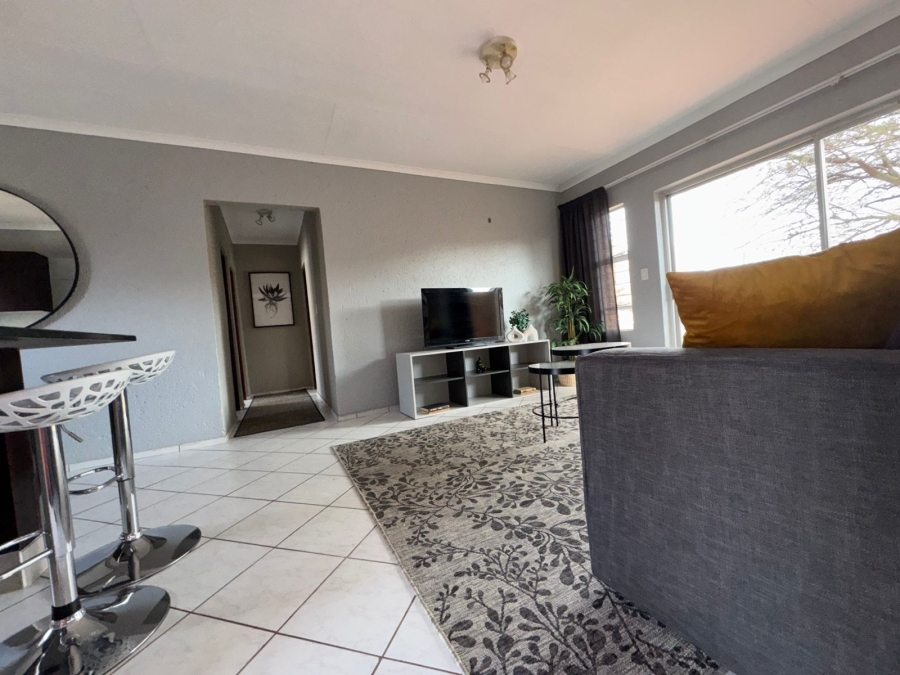 2 Bedroom Property for Sale in Groblerpark Gauteng