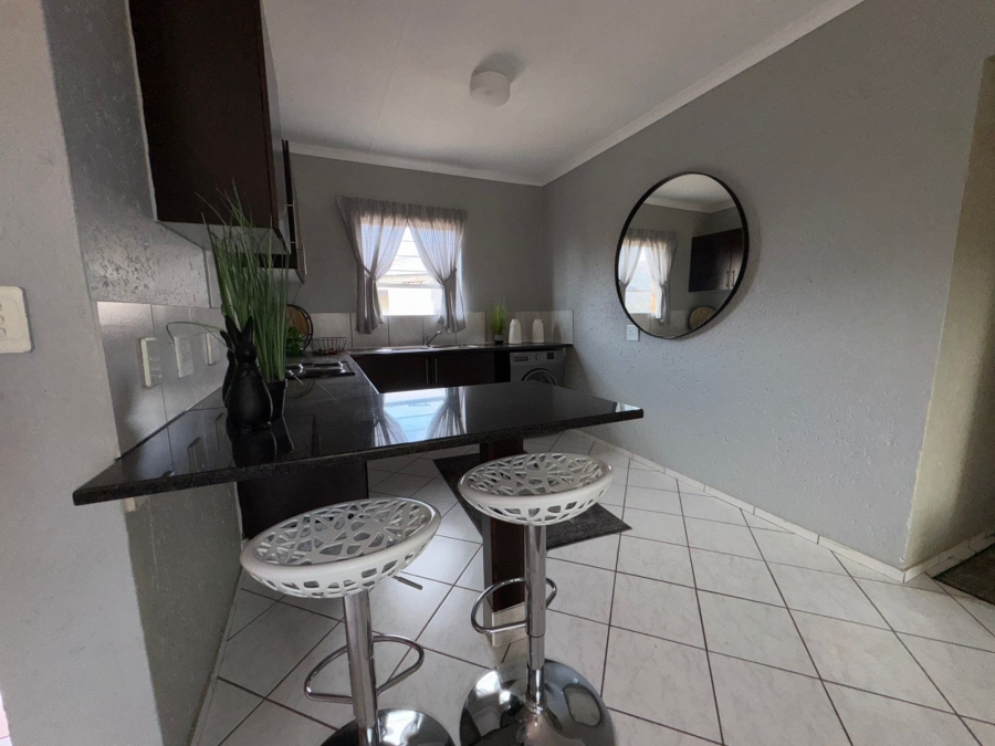 2 Bedroom Property for Sale in Groblerpark Gauteng