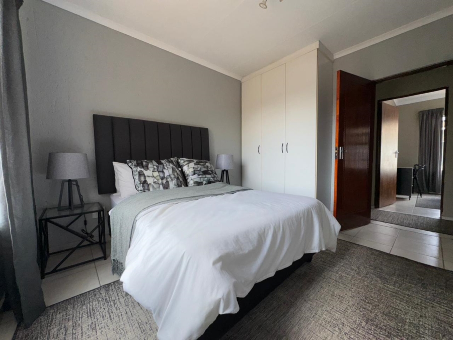 2 Bedroom Property for Sale in Groblerpark Gauteng
