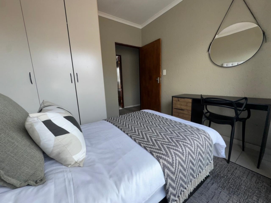 2 Bedroom Property for Sale in Groblerpark Gauteng