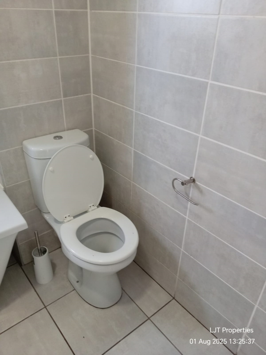 To Let 2 Bedroom Property for Rent in Witfield Gauteng