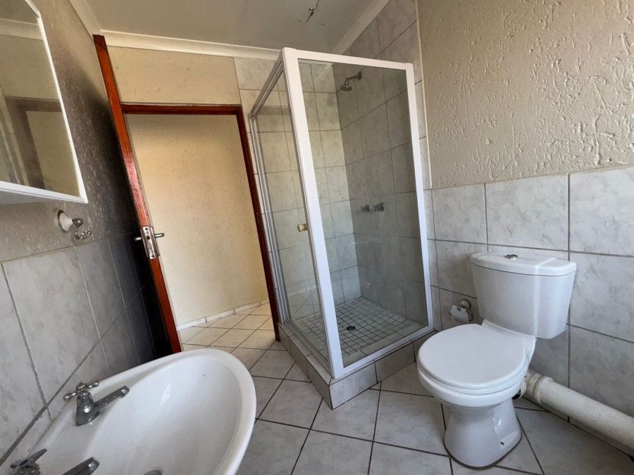 3 Bedroom Property for Sale in Groblerpark Gauteng