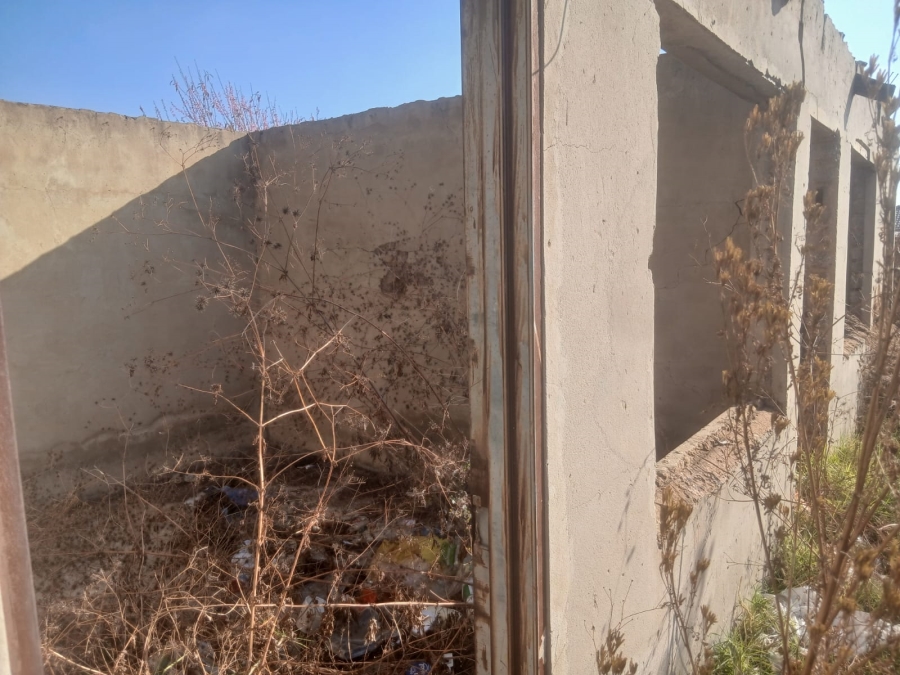 0 Bedroom Property for Sale in Mohlakeng Gauteng