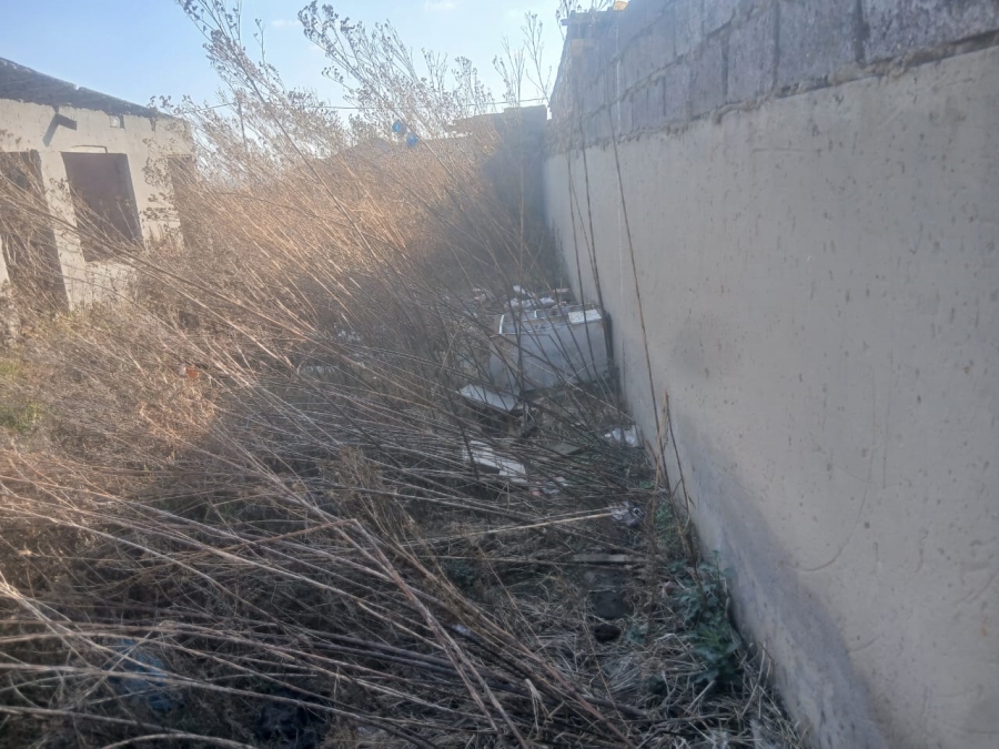 0 Bedroom Property for Sale in Mohlakeng Gauteng