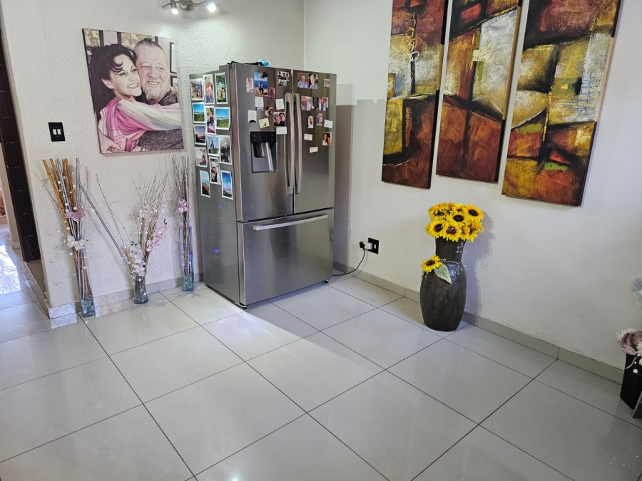 3 Bedroom Property for Sale in Brackenhurst Gauteng