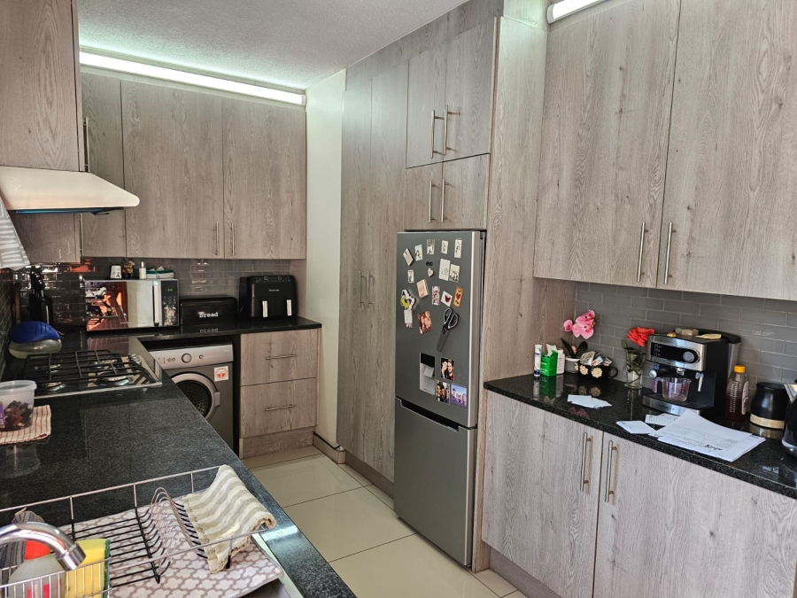 3 Bedroom Property for Sale in Brackenhurst Gauteng