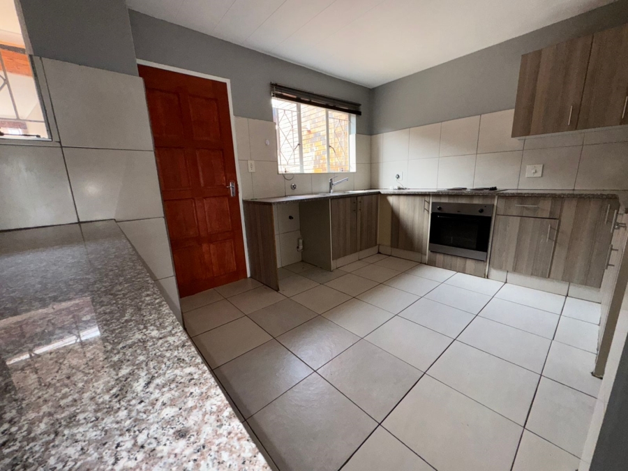 3 Bedroom Property for Sale in Kloofendal Gauteng