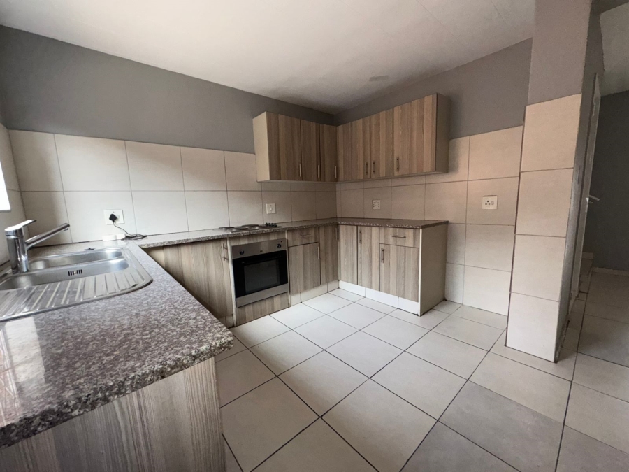 3 Bedroom Property for Sale in Kloofendal Gauteng
