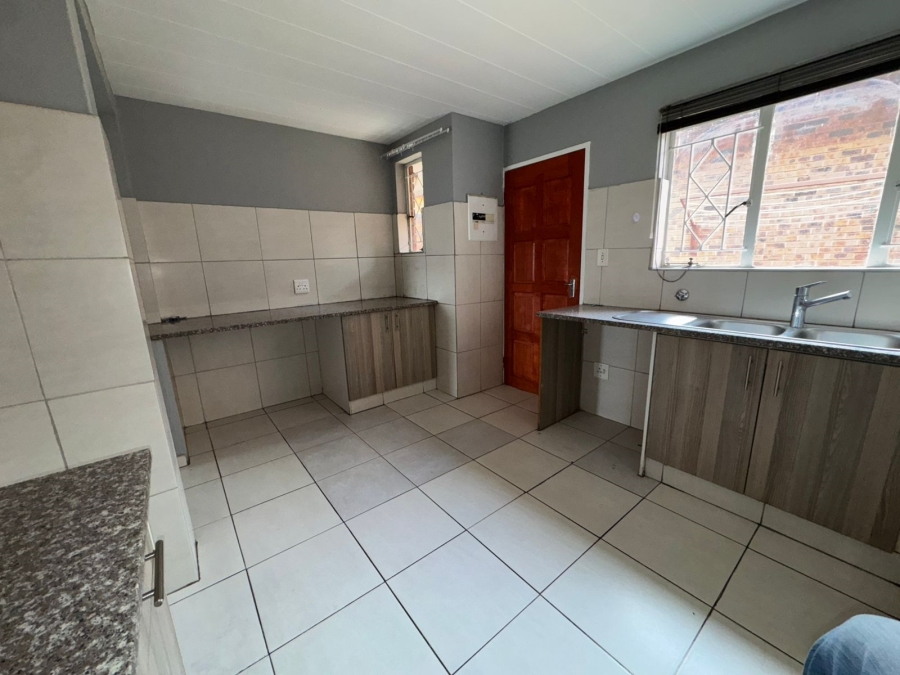 3 Bedroom Property for Sale in Kloofendal Gauteng