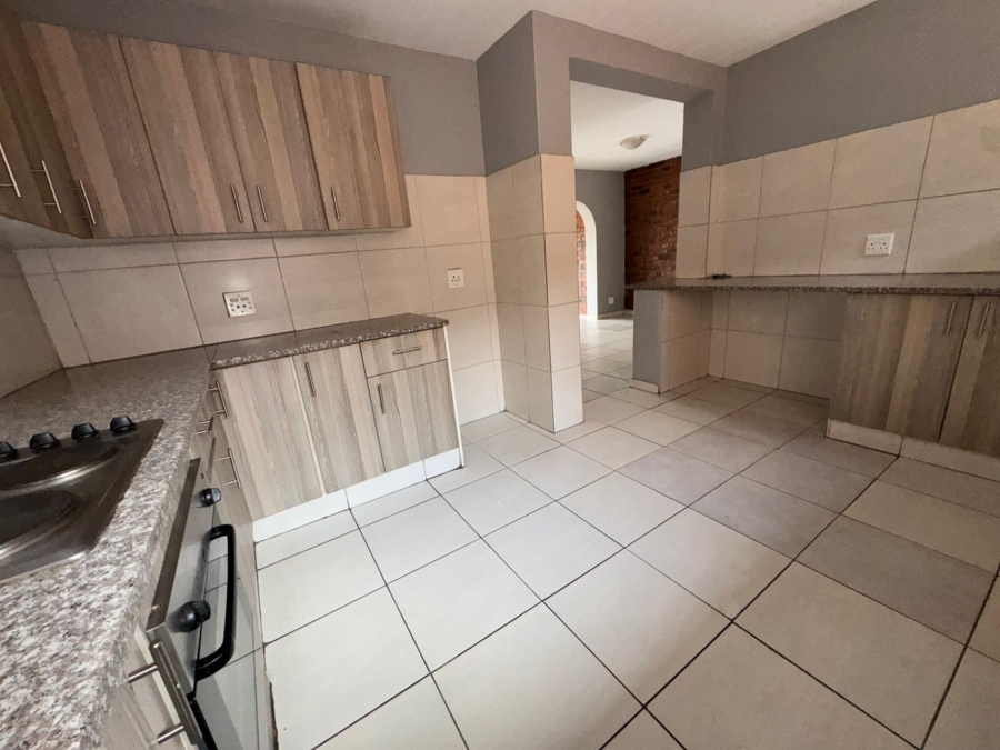 3 Bedroom Property for Sale in Kloofendal Gauteng