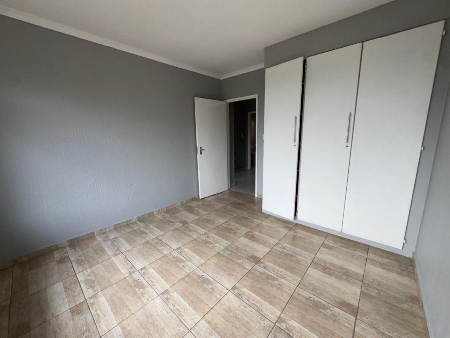 3 Bedroom Property for Sale in Kloofendal Gauteng