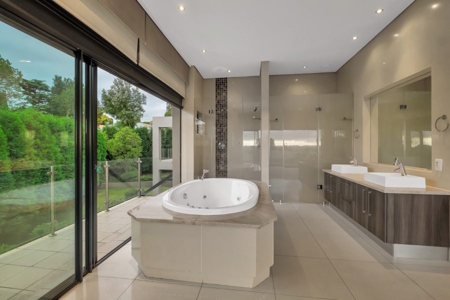 To Let 3 Bedroom Property for Rent in Benmore Gardens Gauteng