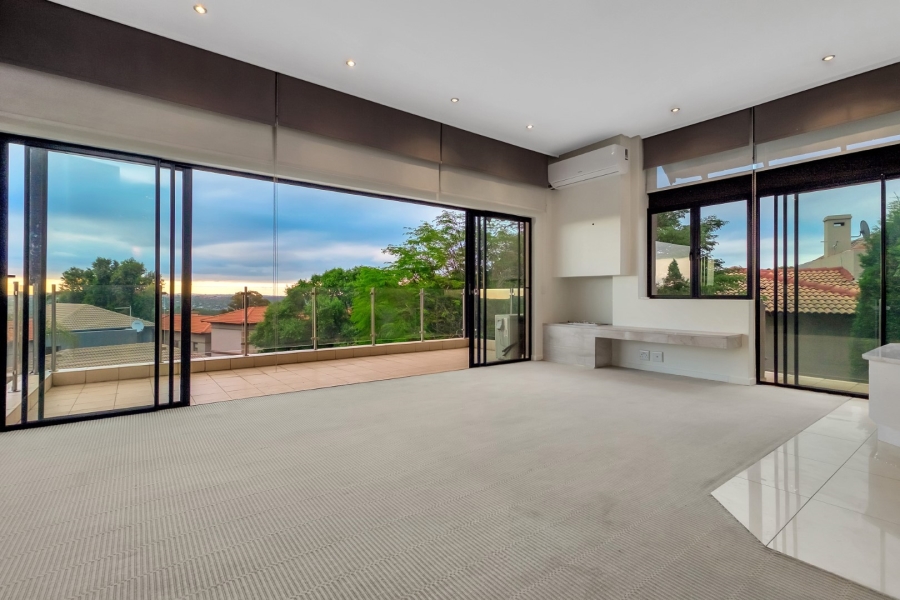 To Let 3 Bedroom Property for Rent in Benmore Gardens Gauteng