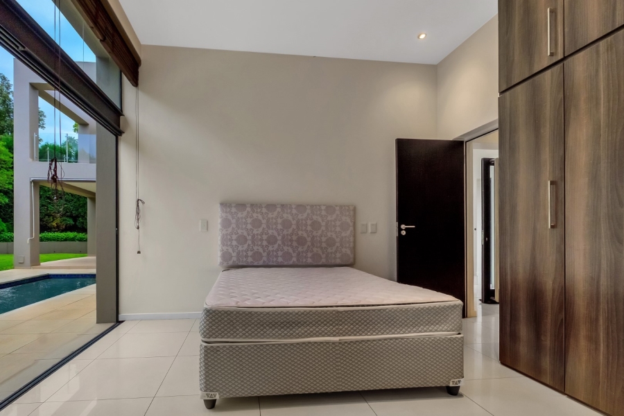 To Let 3 Bedroom Property for Rent in Benmore Gardens Gauteng
