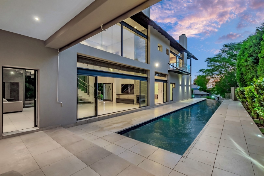 To Let 3 Bedroom Property for Rent in Benmore Gardens Gauteng